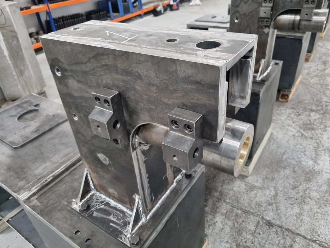 Bordeuse et moulureuse électrique ADFORM - Gamme BMO 2,5-4 mm - Motorisée et conforme normes CE_3