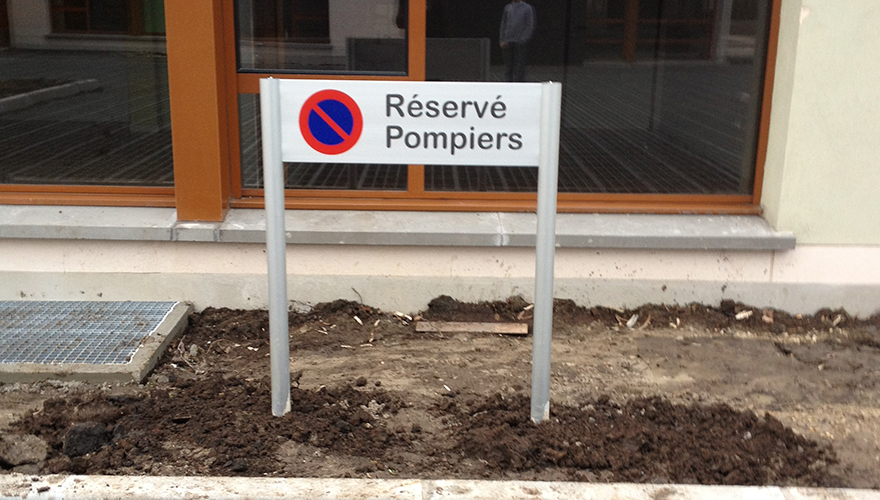 Signalétique réglementaire - Panneaux de sécurité, direction, interdiction, obligation et information - Conformes aux normes en vigueur_3