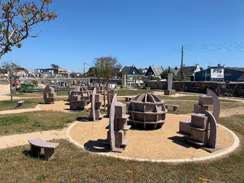 Columbarium Globe_3
