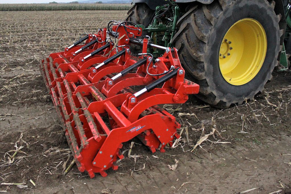 Rouleau agricole Segués - broyeur contre le ver de maïs - double rouleau hydraulique_3