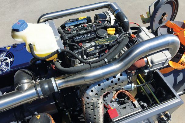 Machine Alpha CR équipée d'un moteur diesel Deutz 2,2 litres