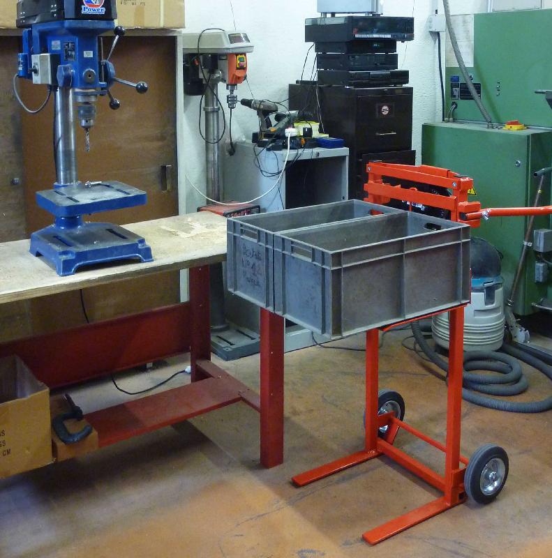 Diable gerbeur - fourche 450 mm - entraxe 320 mm - charge 150 kg - poignées repliables_3