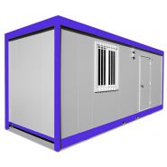 Bungalow bureau avec fenêtres et porte semi-vitrée