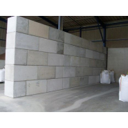 Bloc béton empilable avec levage intégré - Idéal pour aires de stockage, murs et sécurité_3