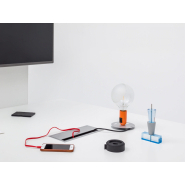 Table multimédia design élégant et épuré - OGI V, connectée avec prises USB, HDMI, RJ45, et rangement intégré_3