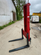 Fourche élévatrice 2,40m NC avec capacité de charge de 700 kg