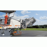 Machine Wirtgen W 200 Hi avec moteur de 455 kW