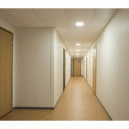 Panneaux en aggloméré bois pour aménagements modulaires