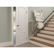 Monte-escalier droit avec rail solide et ultra mince, sans crémaillère - Handicare 1100_3