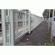 Portail autoporté tubes passants - 6000 / 2000_3