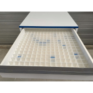 Meuble d'occasion de laboratoire avec 9 tiroirs - sur pieds métal - ATEX - Réf : P21091155_3