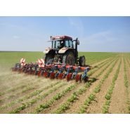 Bineuse spéciale betterave - Thomas Hatzenbichler Agro-Technik - barre profilée avec montage 3 points et disques stabilisateurs montés sur roulements à billes_3
