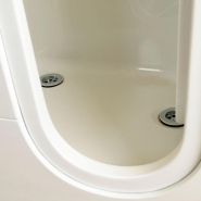 Baignoire à porte Athéna - Design ergonomique, porte latérale à seuil bas, option balnéothérapie_3