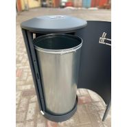 Cendrier sur pied grande capacité - extérieur ultra résistant avec serrure et seau intérieur acier galvanisé - Coloris personnalisables - Design exclusif URBANECO 42_3