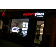 Lettrage en relief avec face lumineuse pour forte visibilité