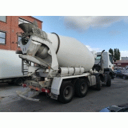 Renault Kerax 410 malaxeur avec 312300 km, année 2008