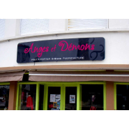 Enseigne lumineuse personnalisée pour une visibilité de jour comme de nuit - OUEST ENSEIGNES_3