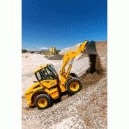 Chargeuse Venieri 7.63C avec différents godets disponibles, dont godet 4 en 1