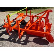 Machine pour maraîchage avec guide de déroulage de gaine goutte à goutte