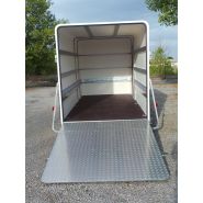 Fourgon remorque 5m00 avec ouverture arrière en porte ou pont