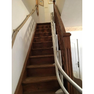 Fauteuil monte-escaliers sur mesure pour escaliers tournants - Installation rapide à Toulon - Handicare_3