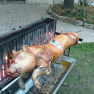 Appareil à charbon de bois pour cuisson saine sans contact direct avec les flammes