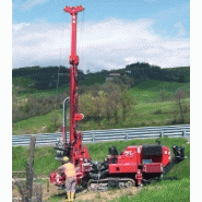 Machine de forage sur chenilles pour applications variées