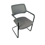 Chaise visiteur Qivi de Steelcase - ergonomique et empilable - d'occasion - confort dynamique et design élégant_3