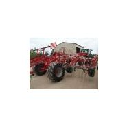 Semoir polyvalent adapté aux débris végétaux