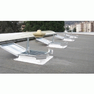 Lanterneau ponctuel ecofeu 160 pn / sur costière en acier / avec protection solaire_3