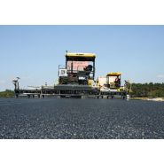 BF 800 C Finisseur d’autoroute - Performances élevées pour couches, autoroutes et pistes d'aéroport_3