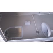 Cabine sanitaire raccordable isolée Liberty Box - panneaux sandwich en acier galvanisé - pour chantier et événementiel_4