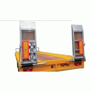 Remorque porte-engins basculante Gourdon - 2 essieux - roues sous plateau - freinage pneumatique_3