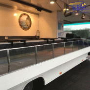 Camion marché panoramique poissonnerie - Vitrine sur glace - 976 - Renault Master - 6m80_3