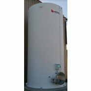 Réservoir de stockage en polyester avec installation sécurisée