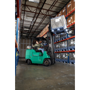 Chariot élévateur gaz à bandage Mitsubishi FGC33N - 3300 kg - Compact et performant_3