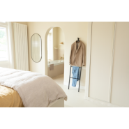 Échelle porte-vêtements Linn -White avec 3 barres pour suspendre vêtements, crochet pour cintres et section supérieure arrondie_3