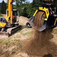 Godet Cribleur MB-S10 S4 pour pelles hydrauliques et tractopelles_4