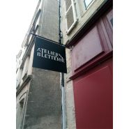 Enseigne drapeau Alu Dibond Effet Pochoir - L 70 x H 70 cm (carré)_3