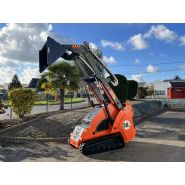 Mini chargeuse à chenilles porte outils 50CV_4