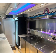 Remorque snack 4.20m personnalisable à votre image_3