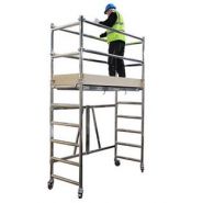 Structure d'accès pliable pour un stockage pratique