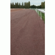 Matériaux en sable pour infrastructures sportives