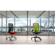 Yanos - chaise de bureau ergonomique - Girsberger France - design Paul Brooks - quatre pieds ou roulettes_4