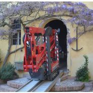 Lightlift 15.70 - nacelle araignée - hinowa s.P.A. - capacité nacelle chenillée 230 kg_3