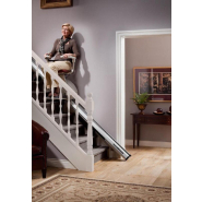 Fauteuil monte-escalier  - intérieur et extérieur, charge 146 kg, vitesse 0.15m/s - Homeglide_3