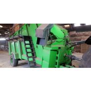 Bizon pailleuse remorque agricole - Juraccessoire - 4 bottes carrées de 90cm ou 5 de 70cm en 5 min - projection jusqu'à 18m_3