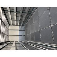 Plancher de remorque standard 1,50 x 2,50 m avec haute friction