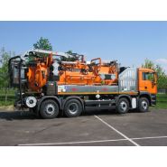 Hydrocureur Cappellotto avec cloison à doubles joints et patins en polyéthylène résistant