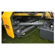 Débroussailleuse-broyeuse latérale robuste et durable Herder